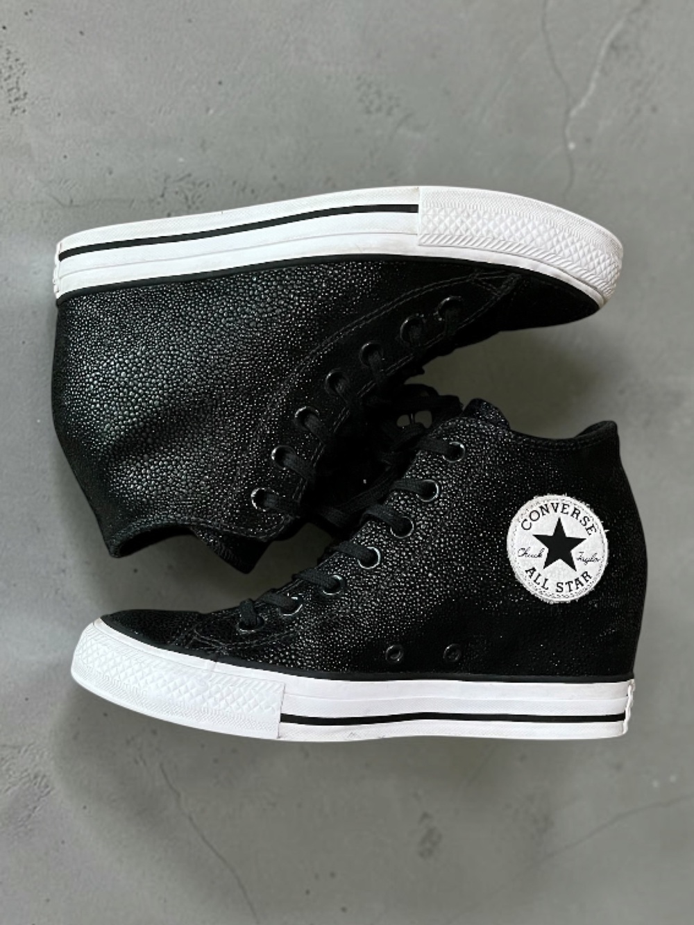 Converse Chuck Taylor All Star Lux Mid Hidden Wedge Black Leather Women’s 8